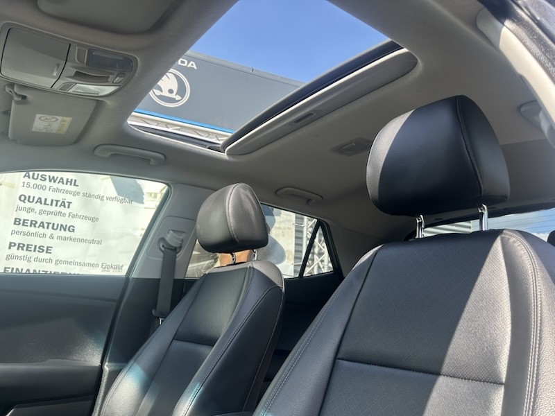 Kia Stonic 1.0 T-GDI DCT PLATINUM EDITION AUTOM*LEDER*SSD*R-CAM