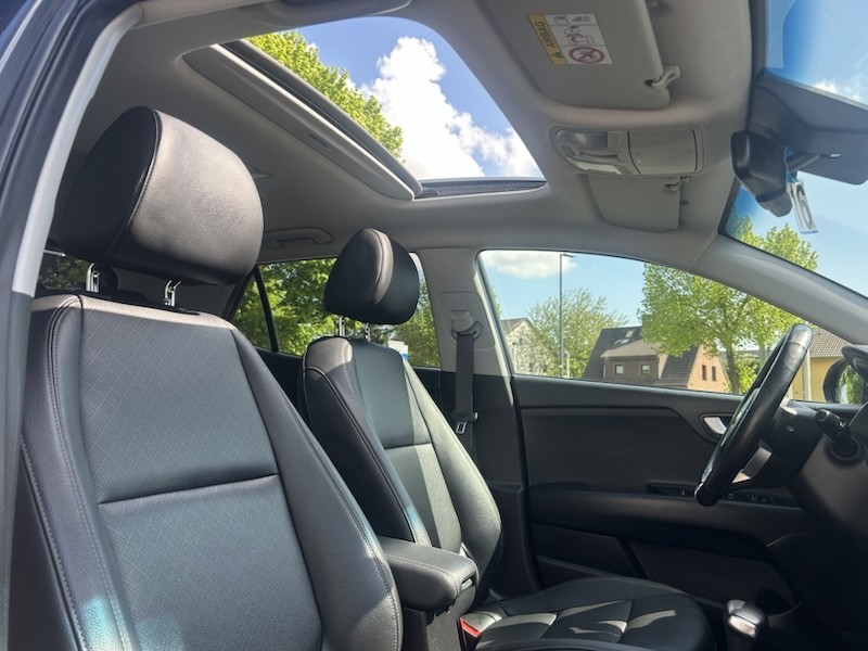 Kia Stonic 1.0 T-GDI DCT PLATINUM EDITION AUTOM*LEDER*SSD*R-CAM