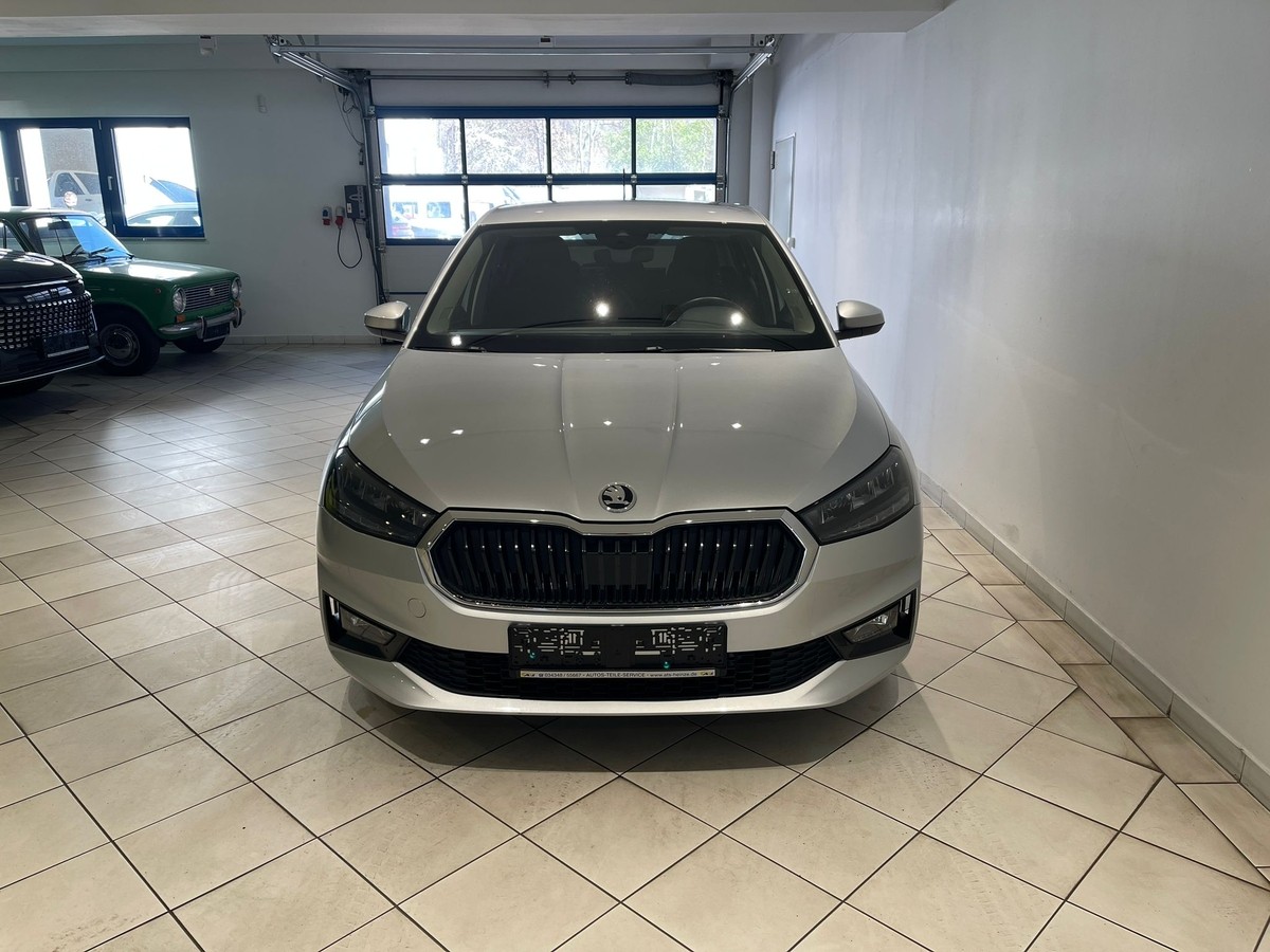 Skoda Fabia 1.0l TSI Top Selection 5J Garantie 