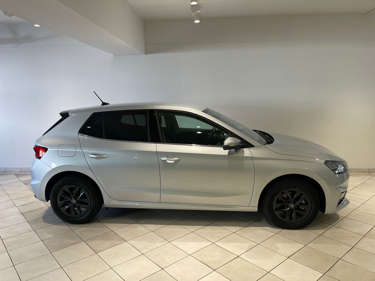 Skoda Fabia 1.0l TSI Top Selection 5J Garantie 