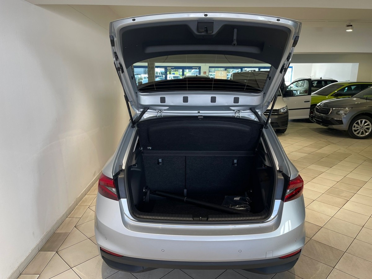 Skoda Fabia 1.0l TSI Top Selection 5J Garantie 