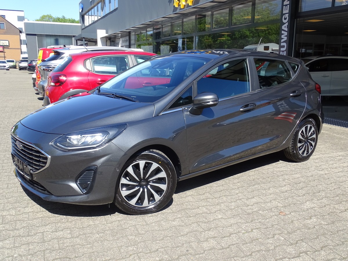 Ford Fiesta 1.0 EcoBoost Hybrid MHEV Automatik Titanium