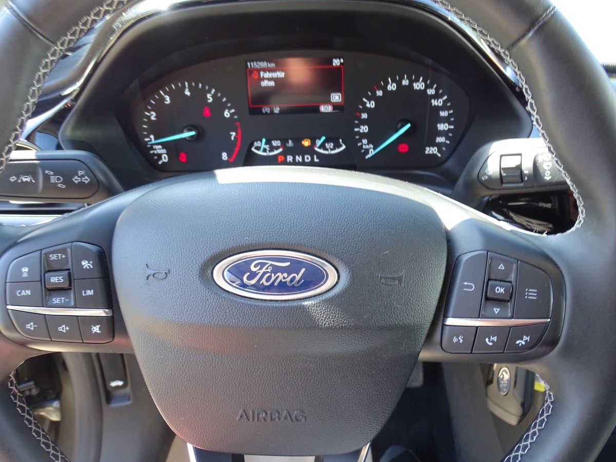 Ford Fiesta 1.0 EcoBoost Hybrid MHEV Automatik Titanium