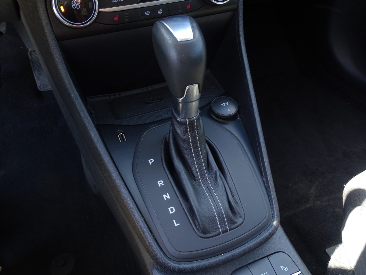 Ford Fiesta 1.0 EcoBoost Hybrid MHEV Automatik Titanium