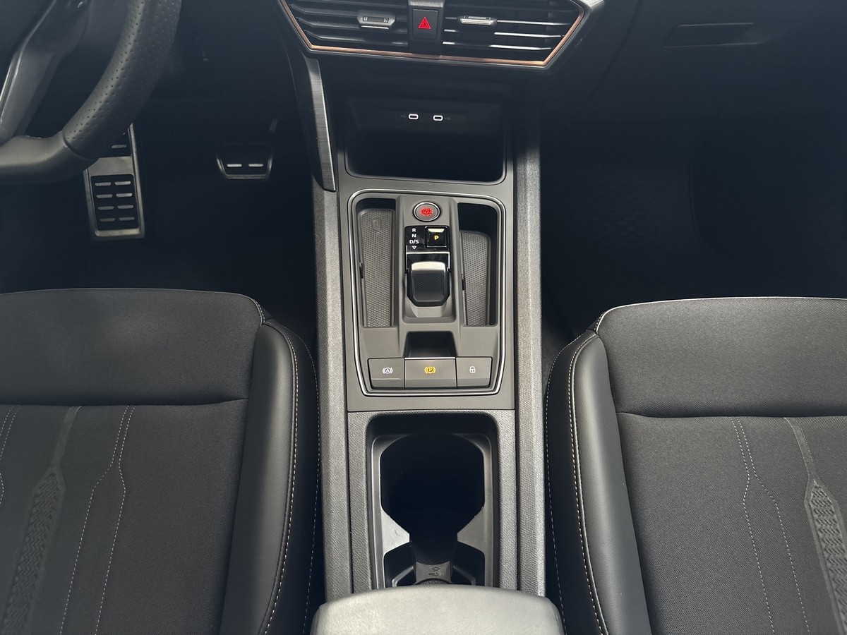 Cupra Leon Sportstourer 1.4 e-HYBRID LED Virtual ACC R.Cam