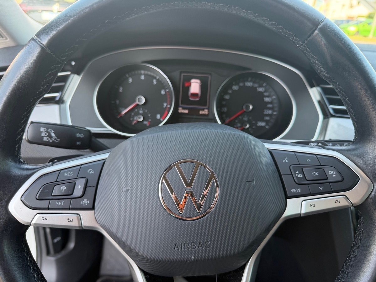 Volkswagen Passat Variant 1.5 TSI DSG Business schwenk. AHK