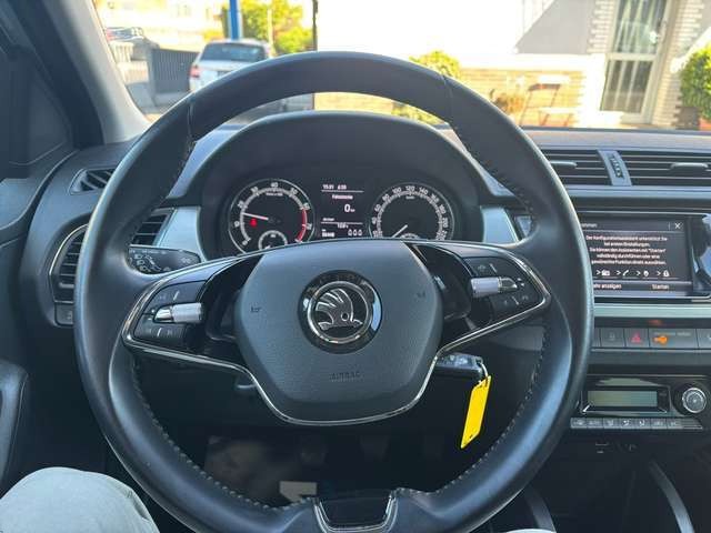 Skoda Fabia Ambition*Kombi*NAVIGATION*CARPLAY*SITZ-HZ*Tempomat