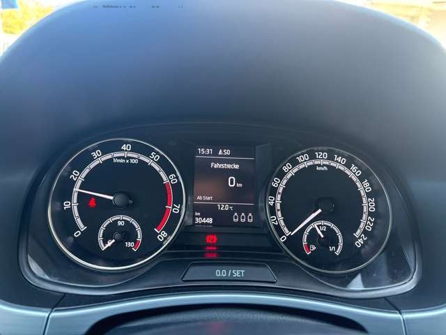 Skoda Fabia Ambition*Kombi*NAVIGATION*CARPLAY*SITZ-HZ*Tempomat