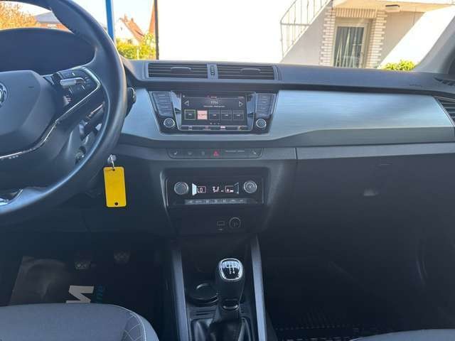 Skoda Fabia Ambition*Kombi*NAVIGATION*CARPLAY*SITZ-HZ*Tempomat