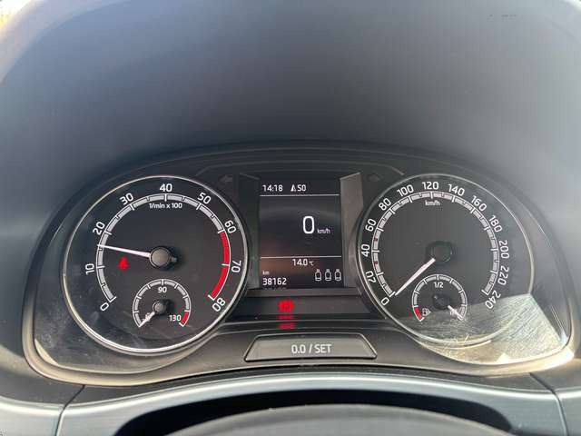 Skoda Fabia Ambition*Kombi*NAVIGATION*CARPLAY*SITZ-HZ*Tempomat