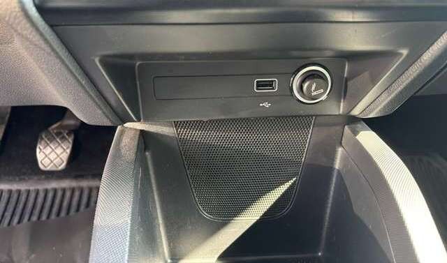Skoda Fabia Ambition*Kombi*NAVIGATION*CARPLAY*SITZ-HZ*Tempomat