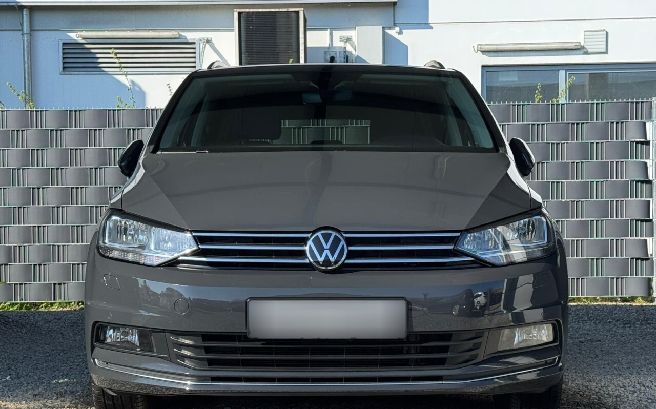 Volkswagen Touran 2.0 TDI DSG,7-SITZER,NAVI,KAMERA,ACC,DAB