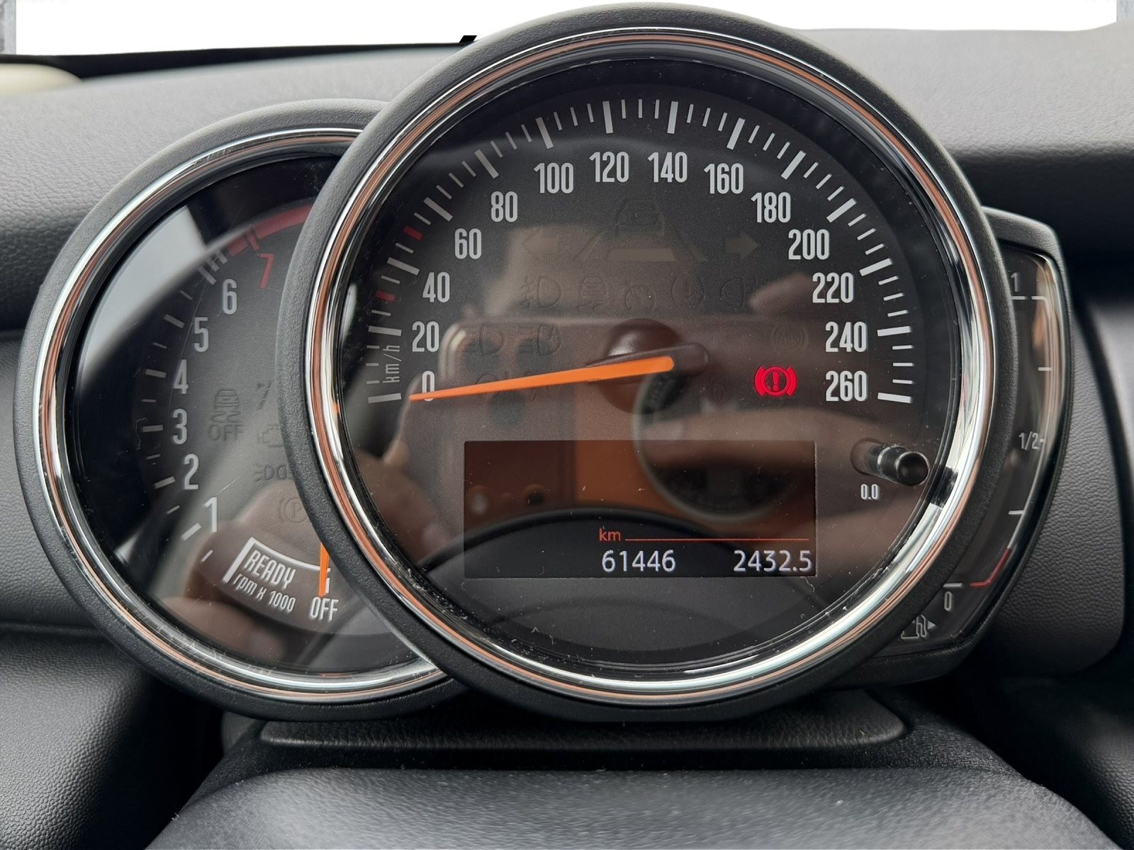 MINI ONE Pepper Navi LED PDC SHZ Connected Navigation