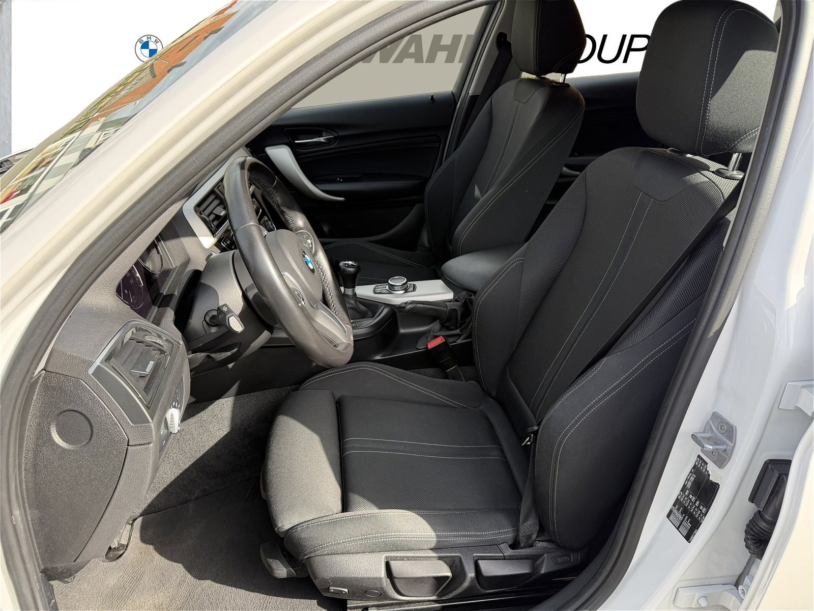 BMW 116 Advantage LED Sport Navi SHZ PDC USB Shz