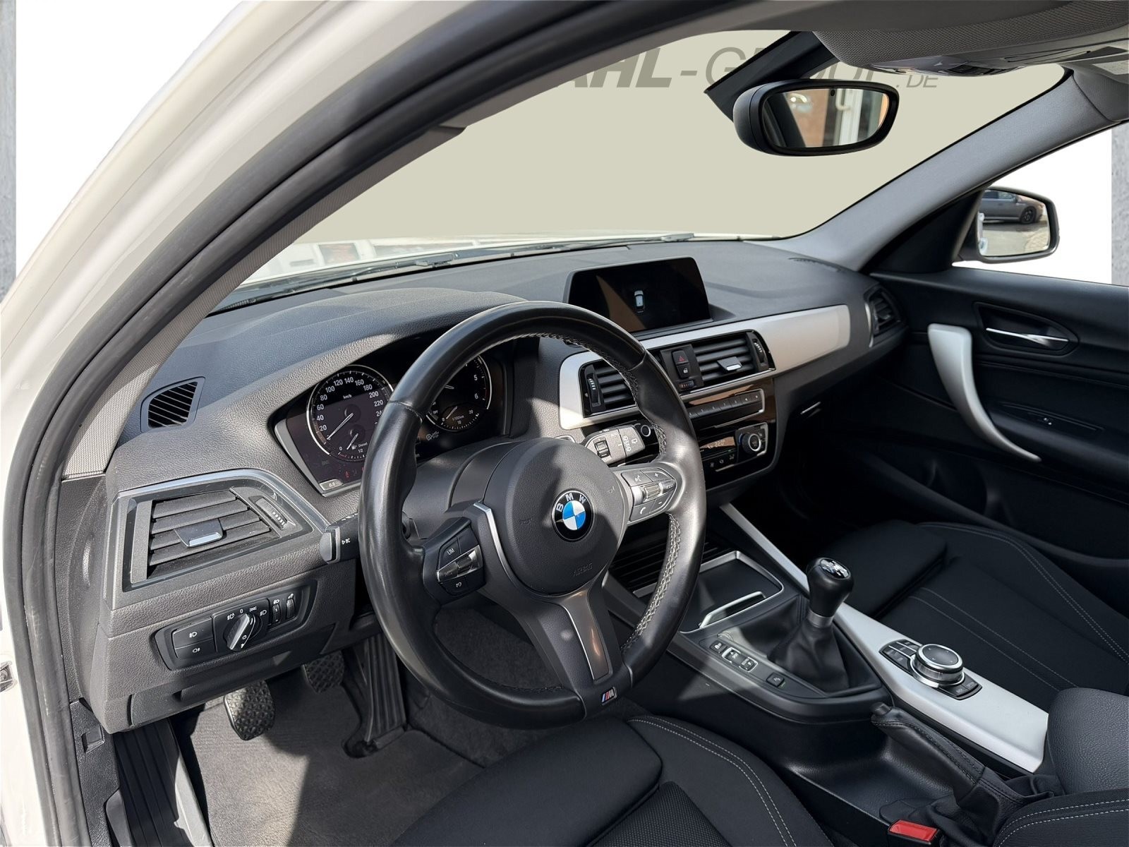 BMW 116 Advantage LED Sport Navi SHZ PDC USB Shz