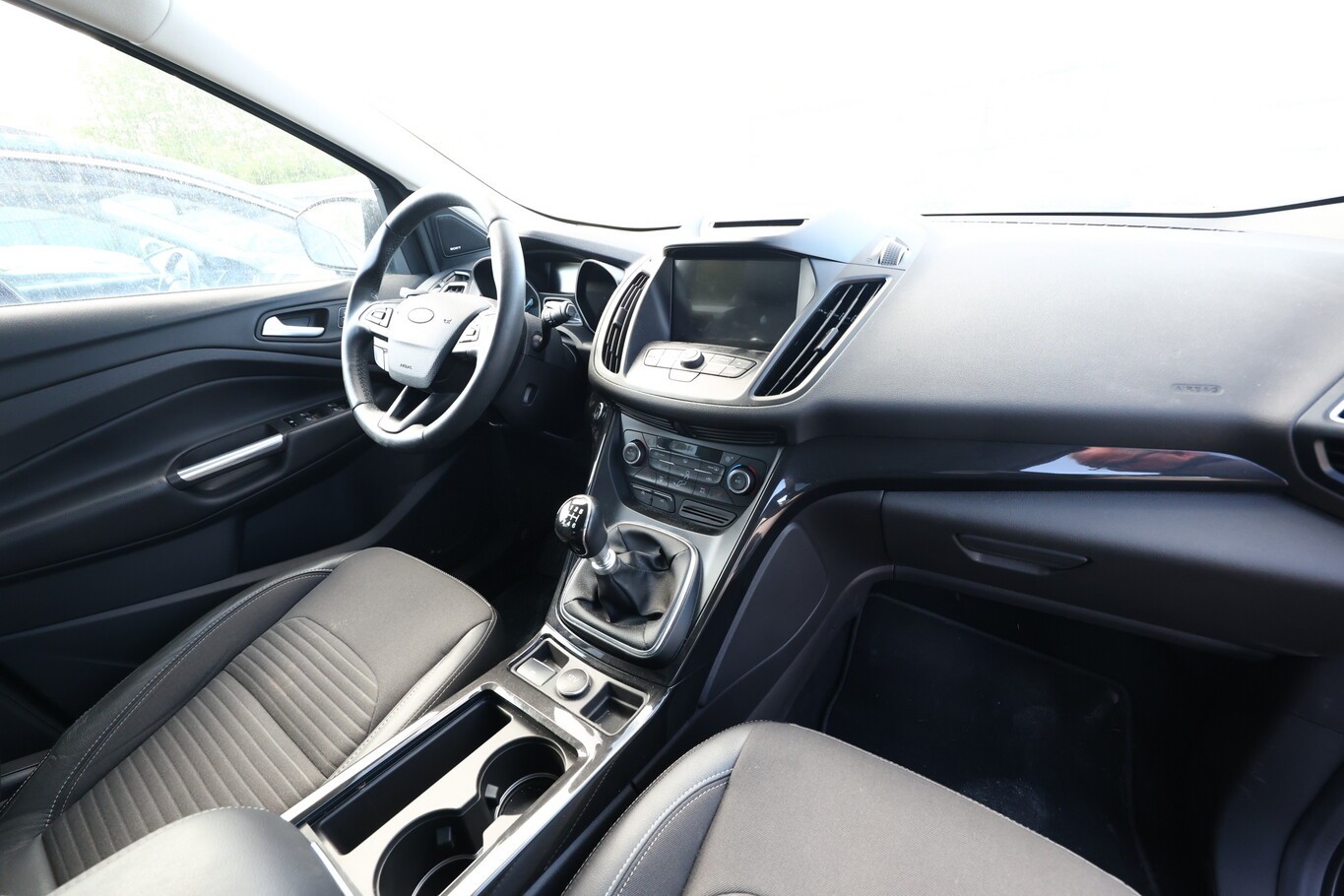 Ford Kuga 1.5 EcoBoost 150 Titanium Nav PDC eHk LM17Z