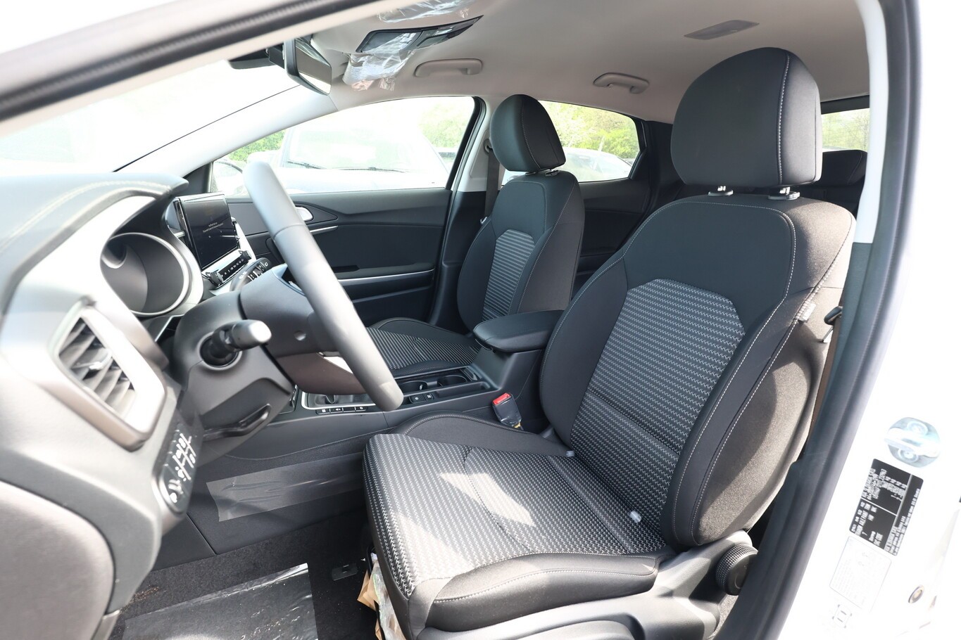 Kia XCeed MT Bi-LED SHZ PrivG Nav Kam PDC Carplay