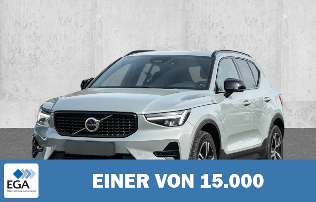 Volvo XC40 Plus Dark 2WD Digitales Cockpit Memory Sitze Soundsystem HarmanKardon LED S