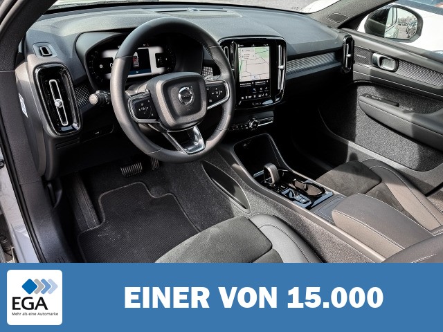 Volvo XC40 Plus Dark 2WD Digitales Cockpit Memory Sitze Soundsystem HarmanKardon LED S