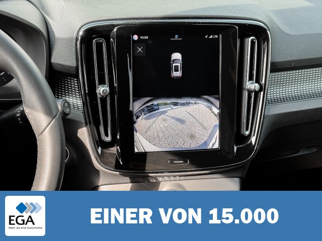 Volvo XC40 Plus Dark 2WD Digitales Cockpit Memory Sitze Soundsystem HarmanKardon LED S