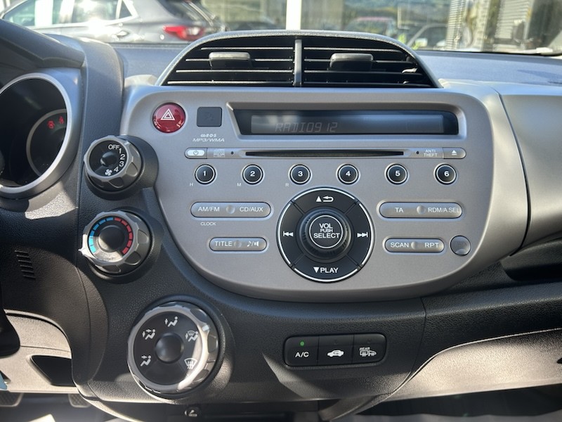 Honda Jazz 1.2 i TREND SERVO*KLIMA*RADIO*5 TÜRIG* NUR 44.000 KM