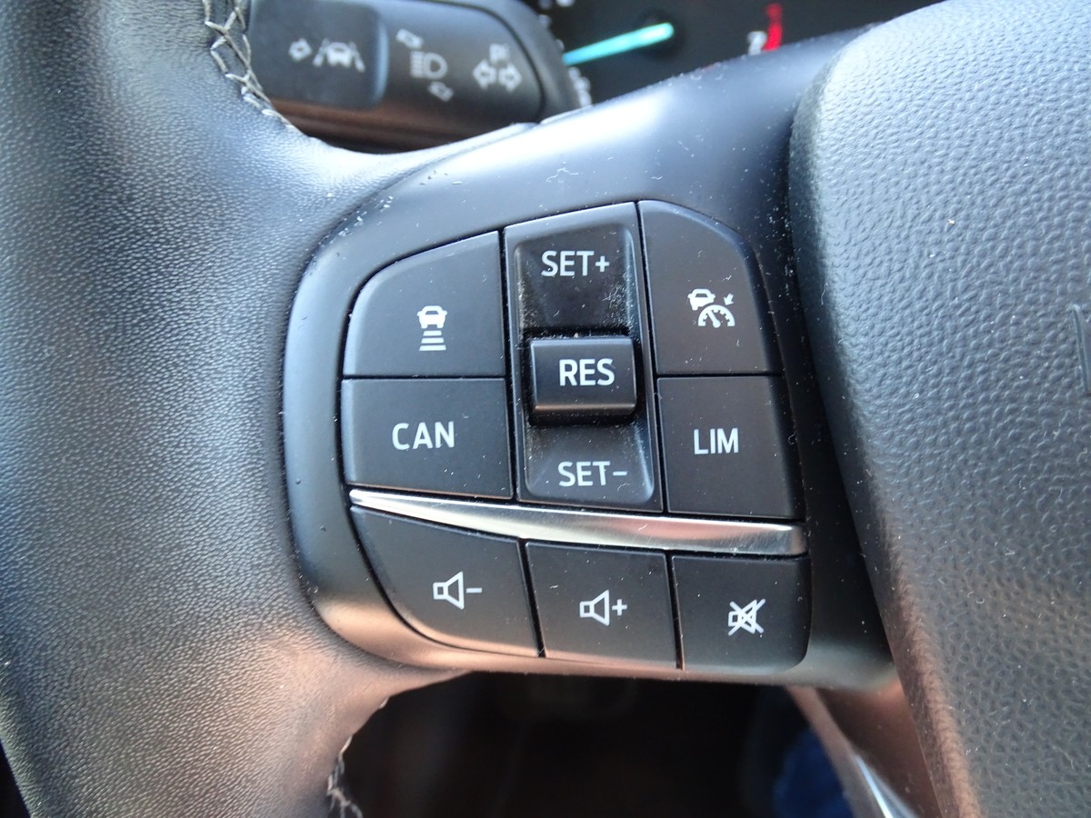 Ford Fiesta 1.0 EcoBoost Hybrid Titanium Automatik