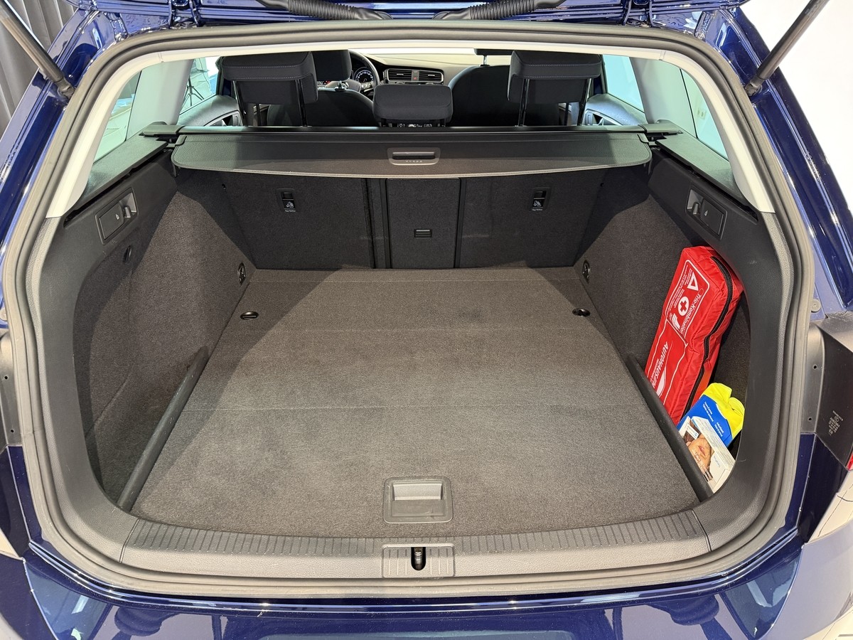 Volkswagen Golf VII 1.0 TSI United CarPlay*PDC*Allwetter* 
