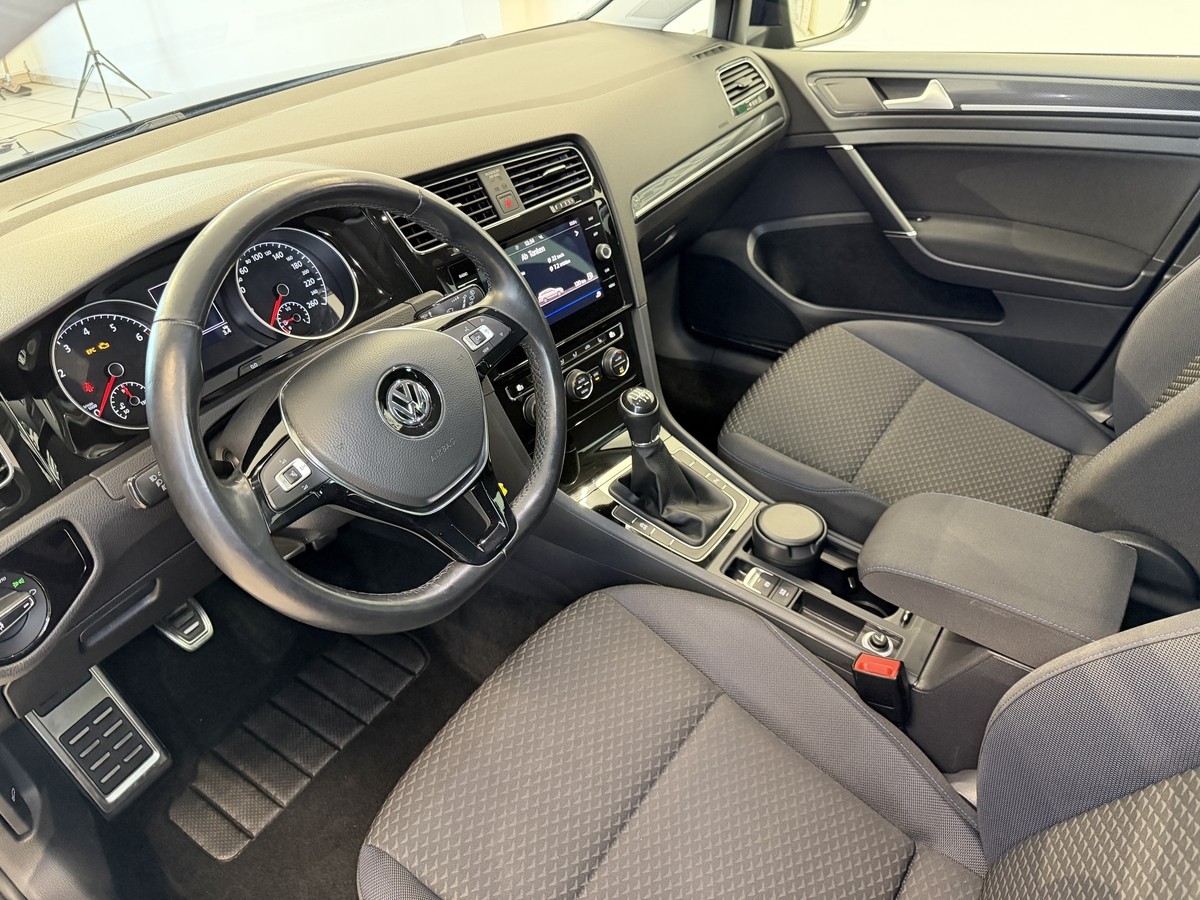 Volkswagen Golf VII 1.0 TSI United CarPlay*PDC*Allwetter* 
