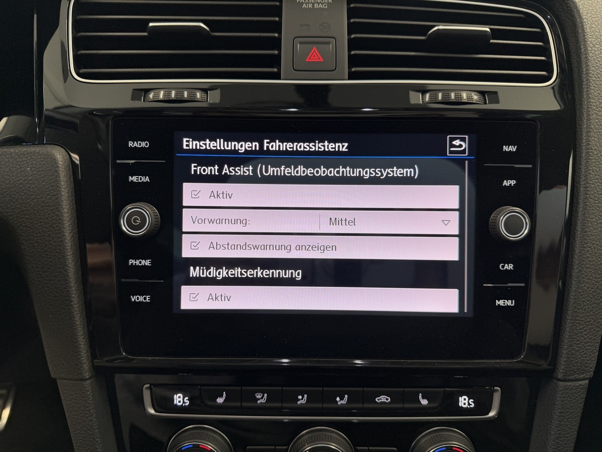 Volkswagen Golf VII 1.0 TSI United CarPlay*PDC*Allwetter* 