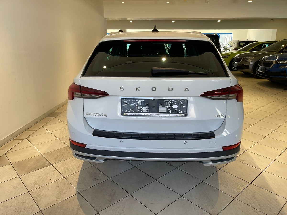 Skoda Octavia Combi Scout 2.0 TDI DSG 4x4