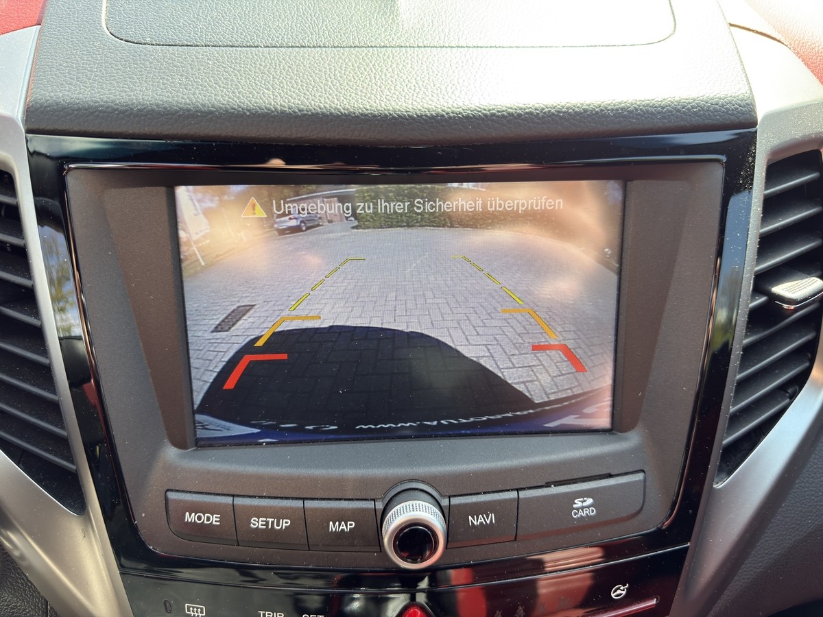 Ssangyong Tivoli Sapphire Red Rebel 1.6 P 6M/T 