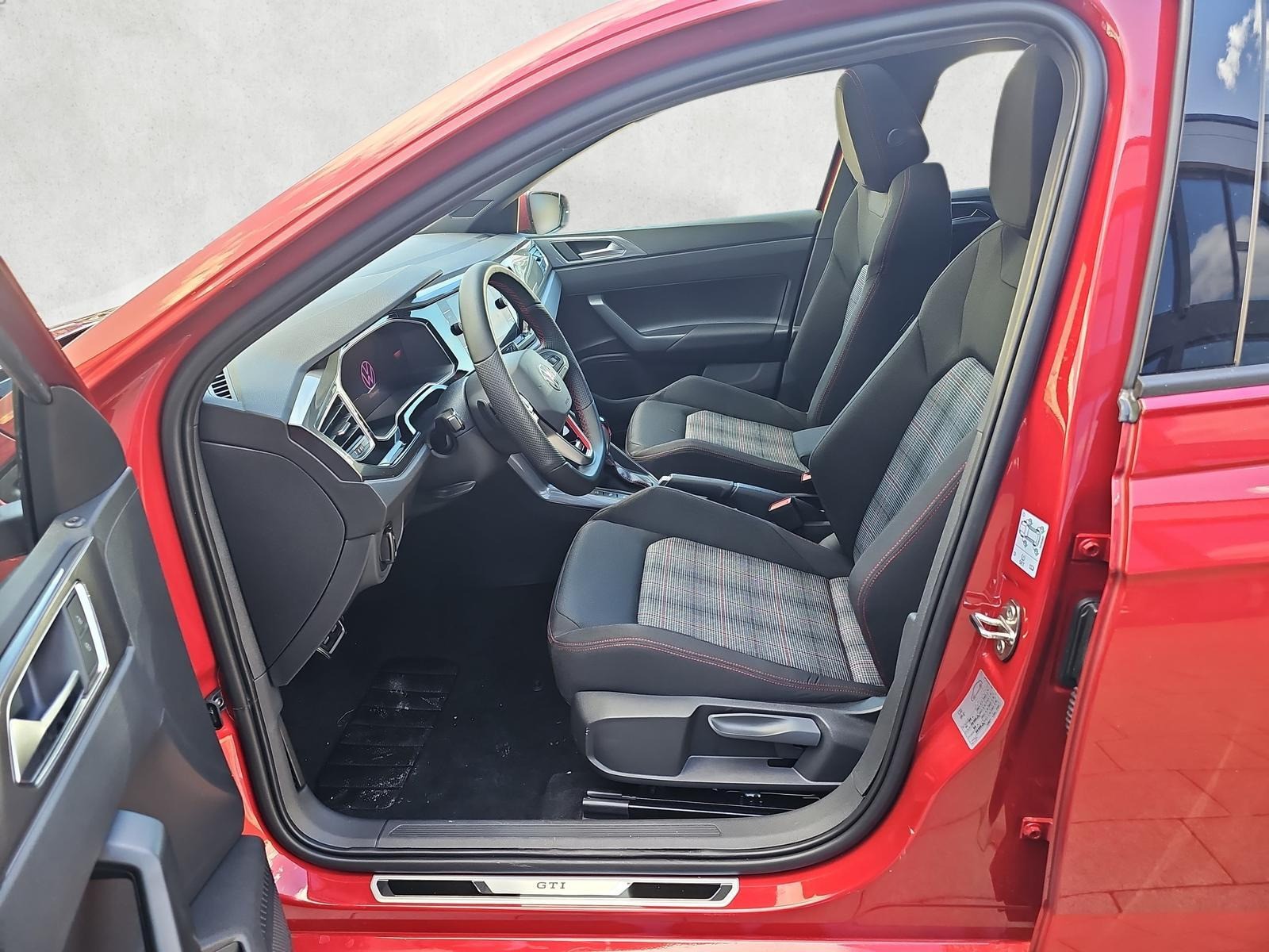 Volkswagen Polo GTI Polo 2.0 TSI DSG GTI ACC IQ.Light 18Zoll Pano