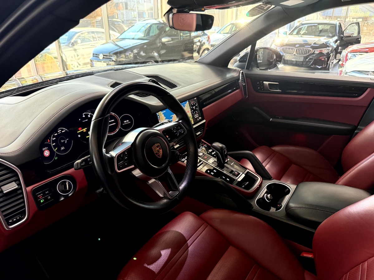 Porsche Cayenne E-Hybrid Sport-Design Chrono Pano HUD ACC 18-Wege