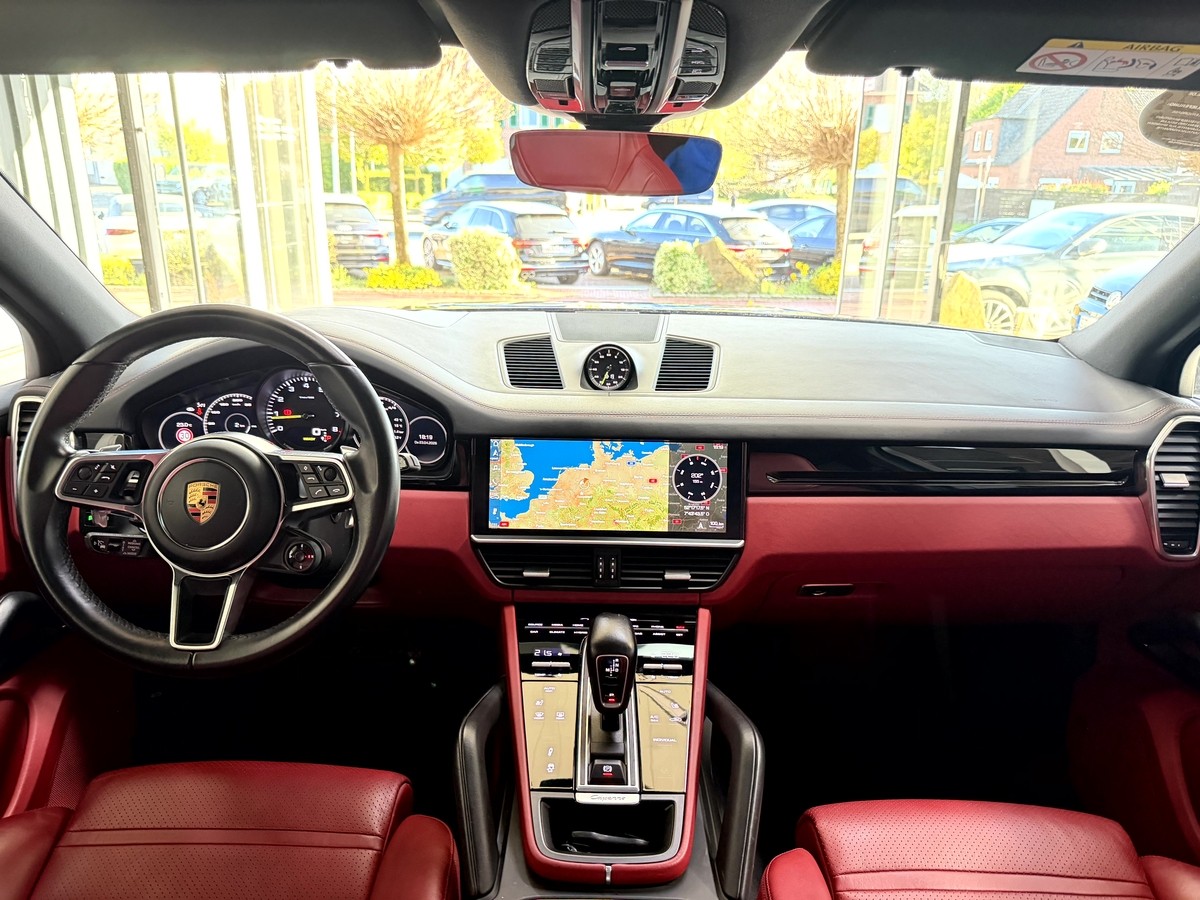 Porsche Cayenne E-Hybrid Sport-Design Chrono Pano HUD ACC 18-Wege