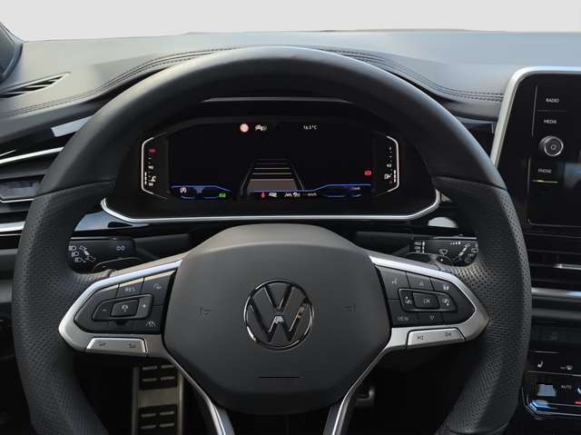 Volkswagen T-Roc 1.5 TSI DSG R-Line LED RFK PARK-ASSIST