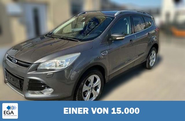 Ford Kuga Titanium P-Dach 8 fach bereift 110 kW (150 PS),...
