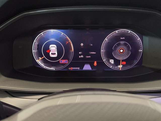 Cupra Formentor 1.5 TSI DSG LED FULL-LINK 18 BEATS PARKLENK ACC SH