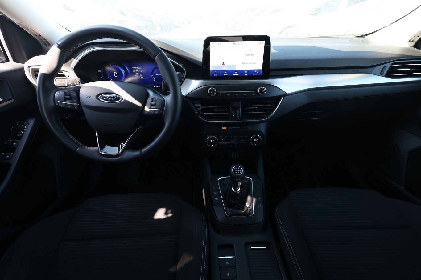 Ford Focus Kombi 1.0 EcoBoost 125 TitX LED Nav Kam