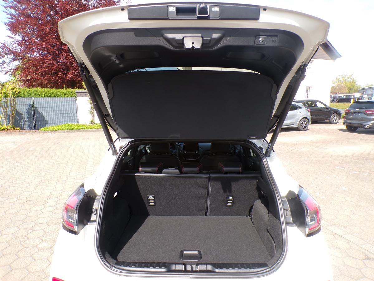 Ford Puma ST-Line X HYBRID + Stylingpaket & Assistenzpaket