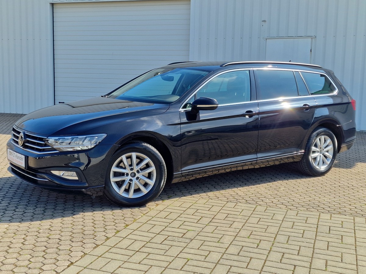 Volkswagen Passat Variant TSI DSG*AHK*Navi*LED*ACC*DAB*Sportsitze