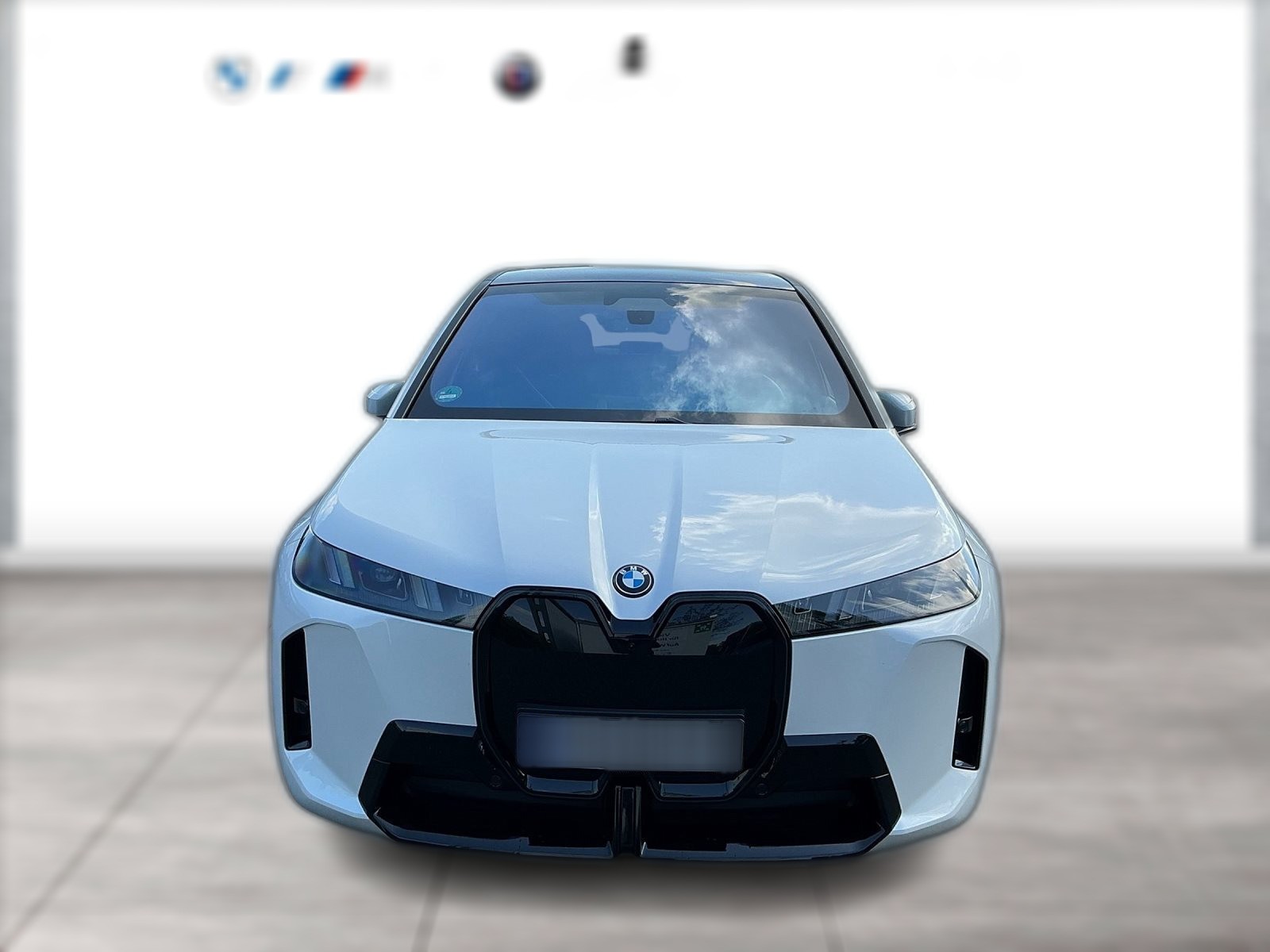 BMW iX M Sport Pro AHK Panorama IconicGlow Innovation