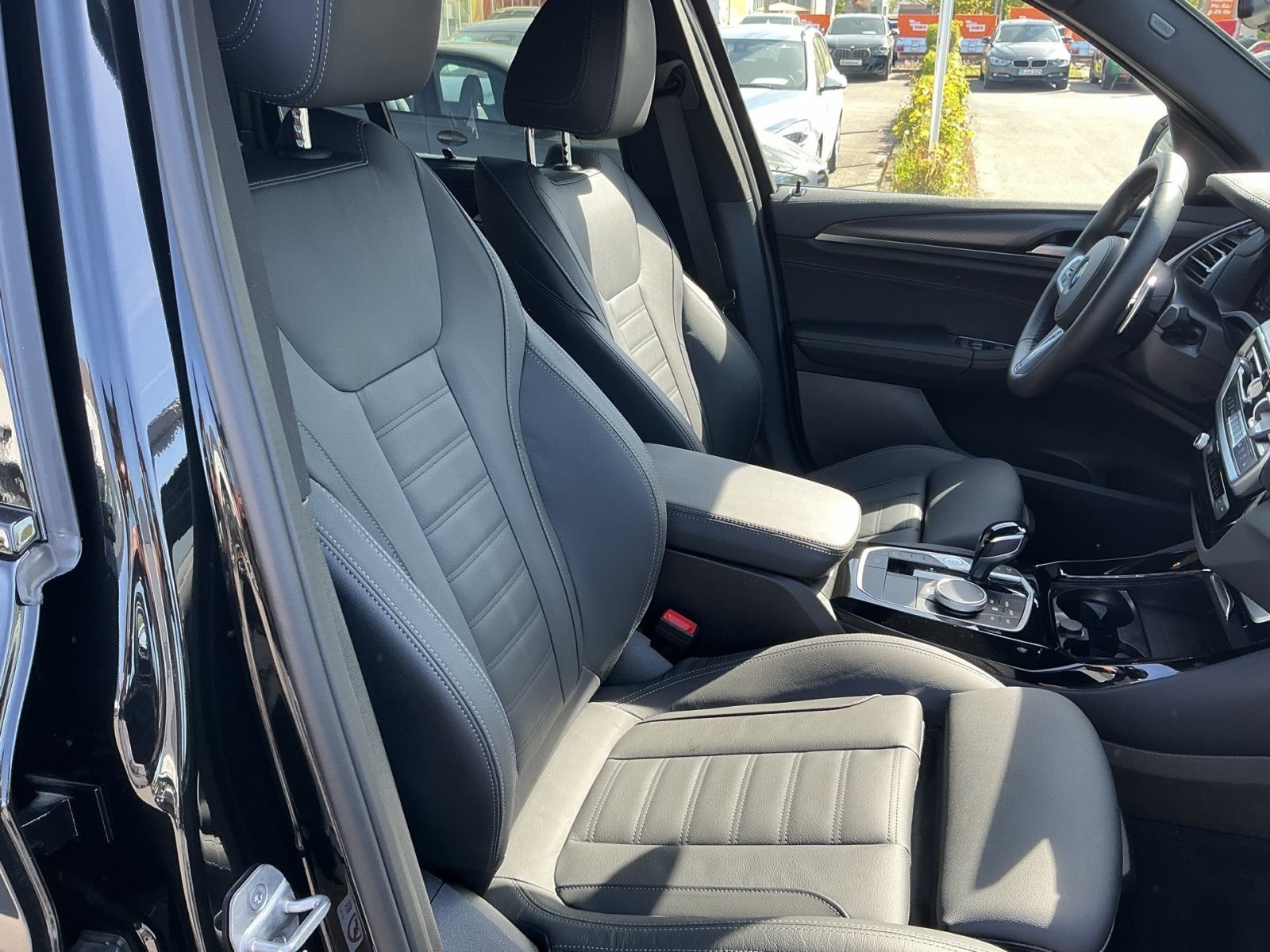 BMW X3 M SPORT PANO LASER STANDHZG GESTIK LEDER HUD AKUSTIK HIFI HK DAB WLAN