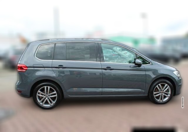Volkswagen Touran Highline AHK ACC Kamera Massagesitze LED 7Sitzer