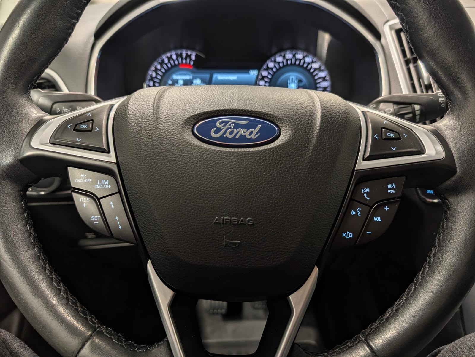 Ford S-Max Titanium 7-Sitze/LED/Navi/ACC/SHZ/Kam/elH