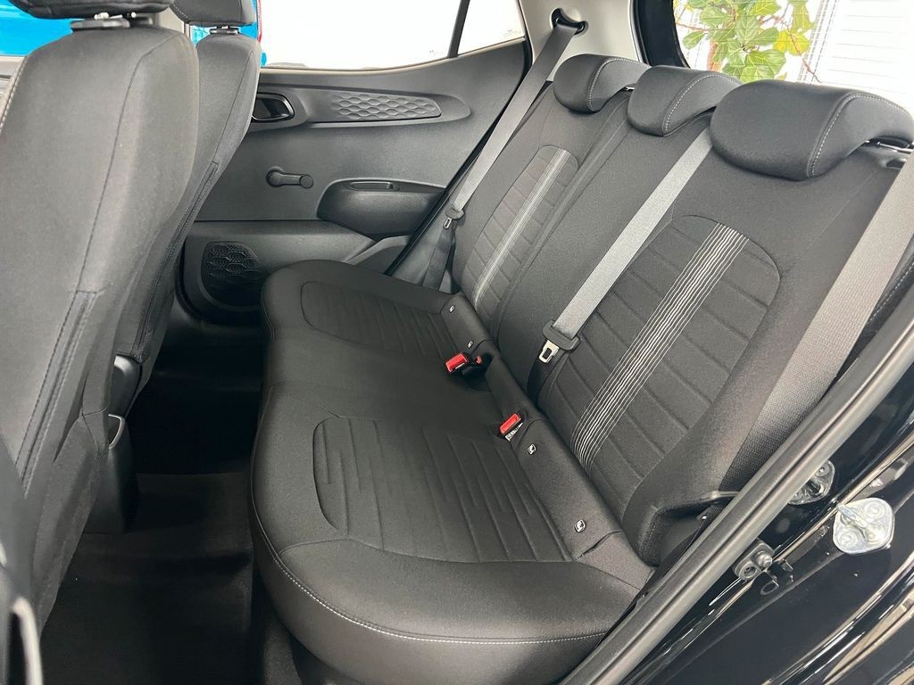 Hyundai i10 AUTOMATIK|KAMERA|KLIMA|NAVI|5.J-GARANTIE