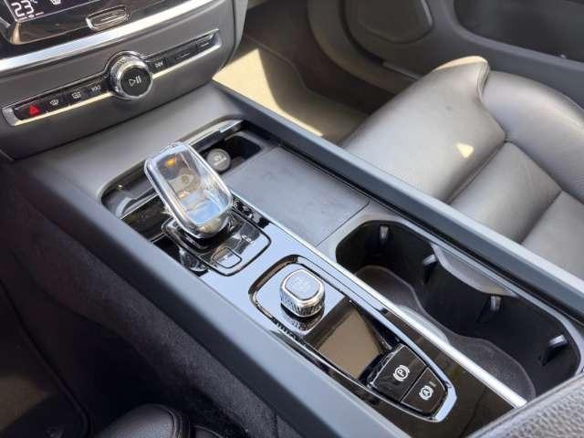 Volvo S60 Inscription Sunroof LED Navi StandHZG Harman&Kardo