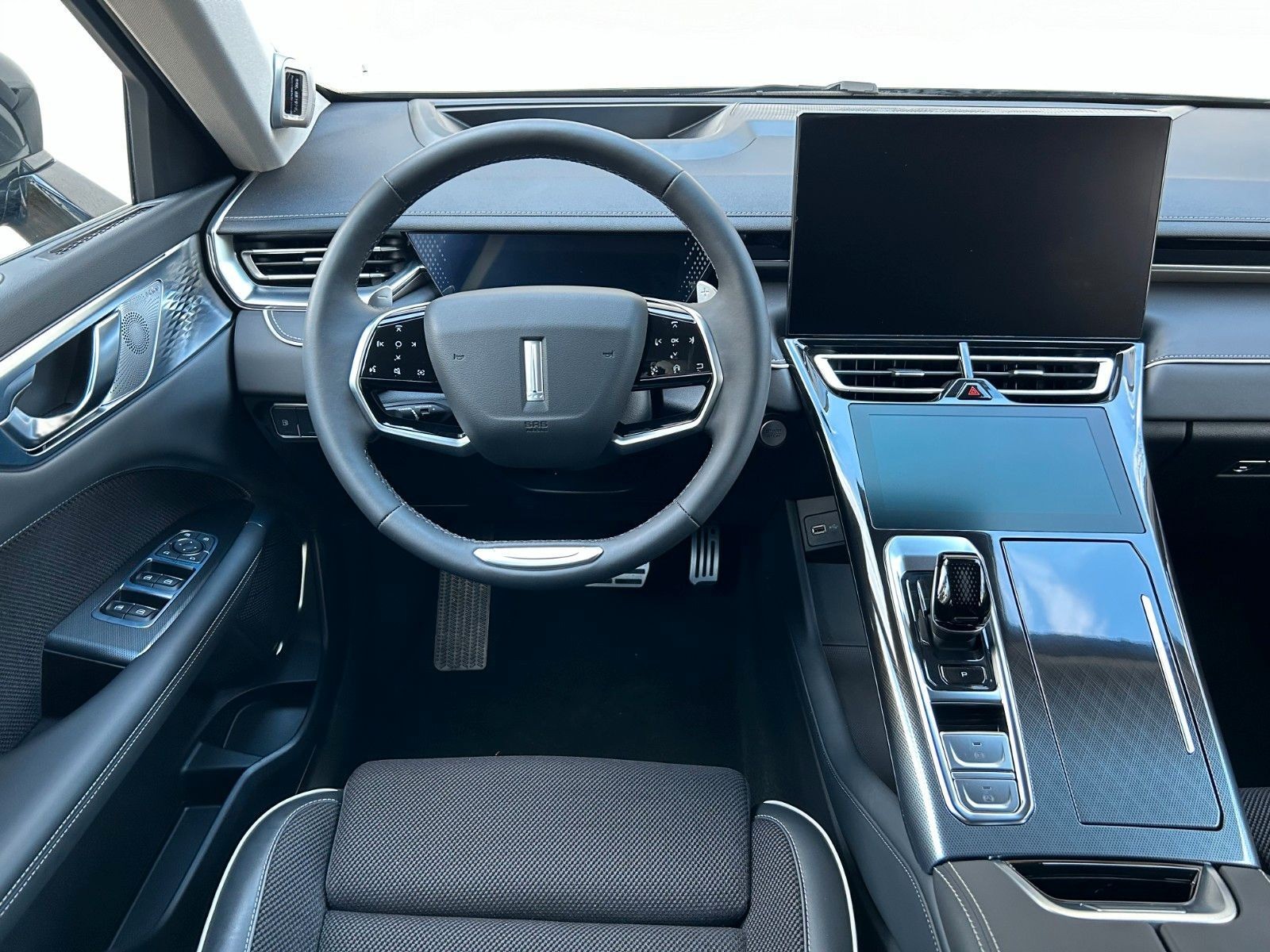 GWM Wey 05 PHEV Premium, Matrix, Sound, Allrad, Allwetter
