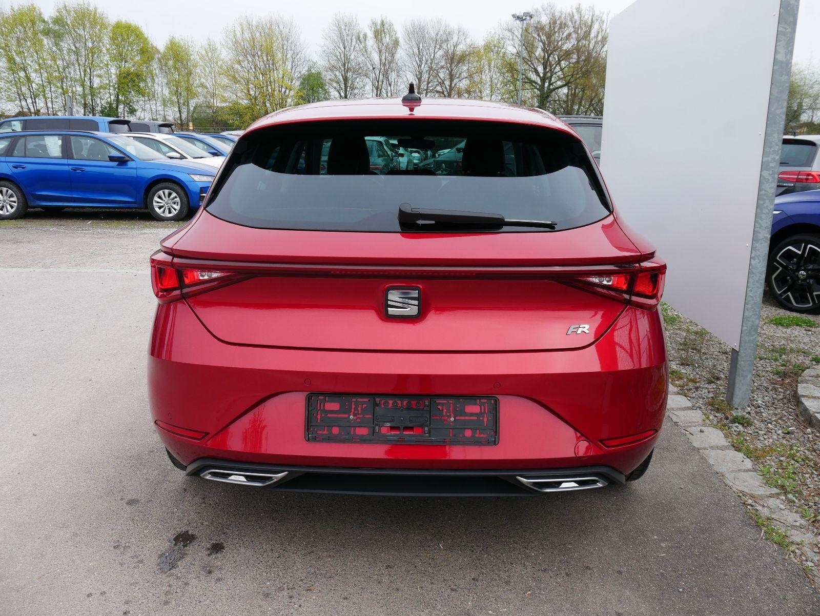 Seat Leon FR*NAVI*PDC*LED*SHZ*KLIMA*TEMPOMAT*DAB-RADIO*SPIEGEL-PAKET*FRONT ASSIST