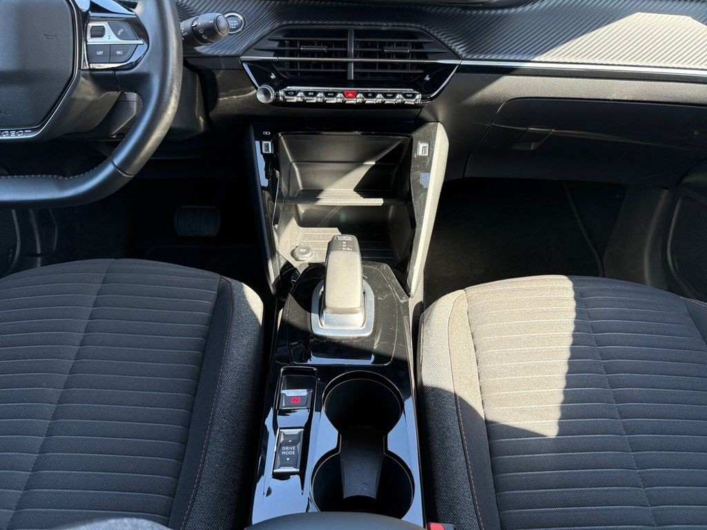 Peugeot 208 e- Active Pack *NAVIGATION+SITZHEIZUNG+LED*BC