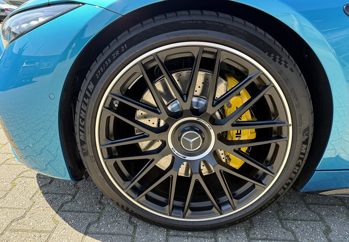 Mercedes-Benz SL 63 AMG 4Matic+ Schalensitze Carbon Lift Burmester